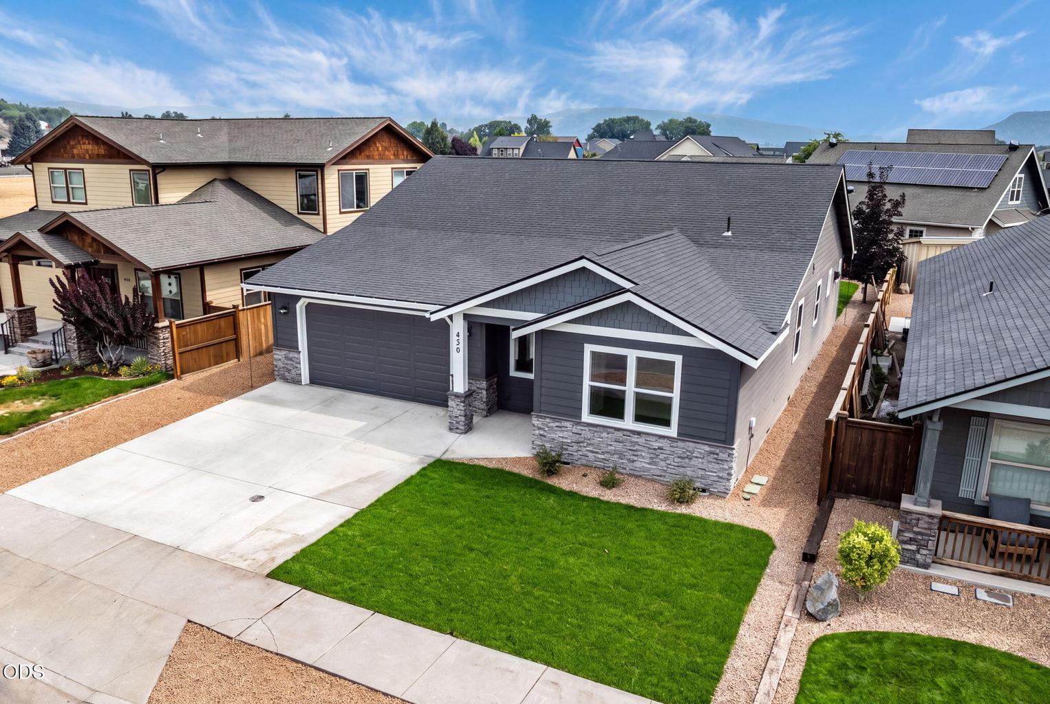 Photo of 436 SE Stearns Road 41 of 48