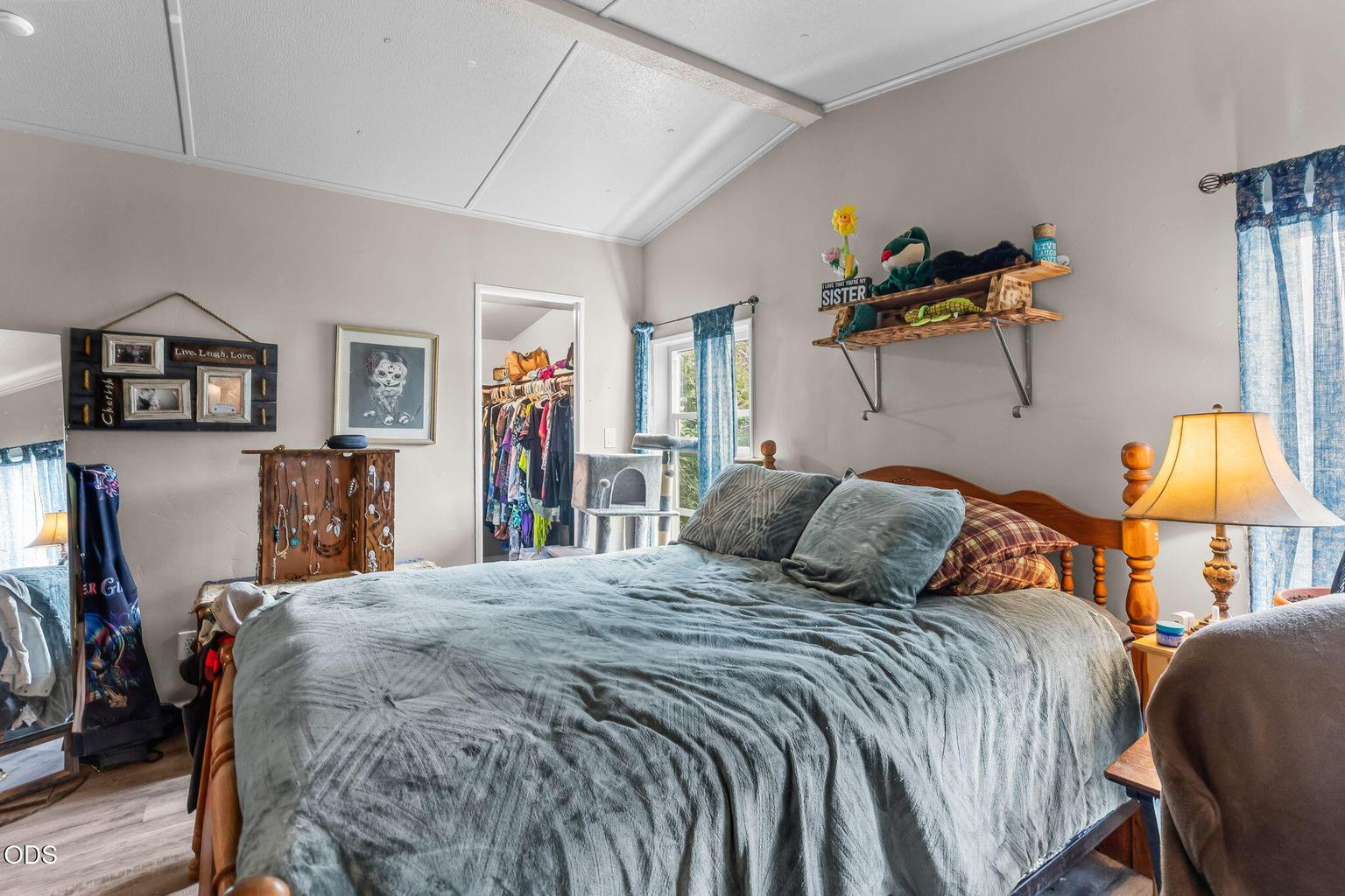 Photo of 185 NW Harwood Street 24 of 27