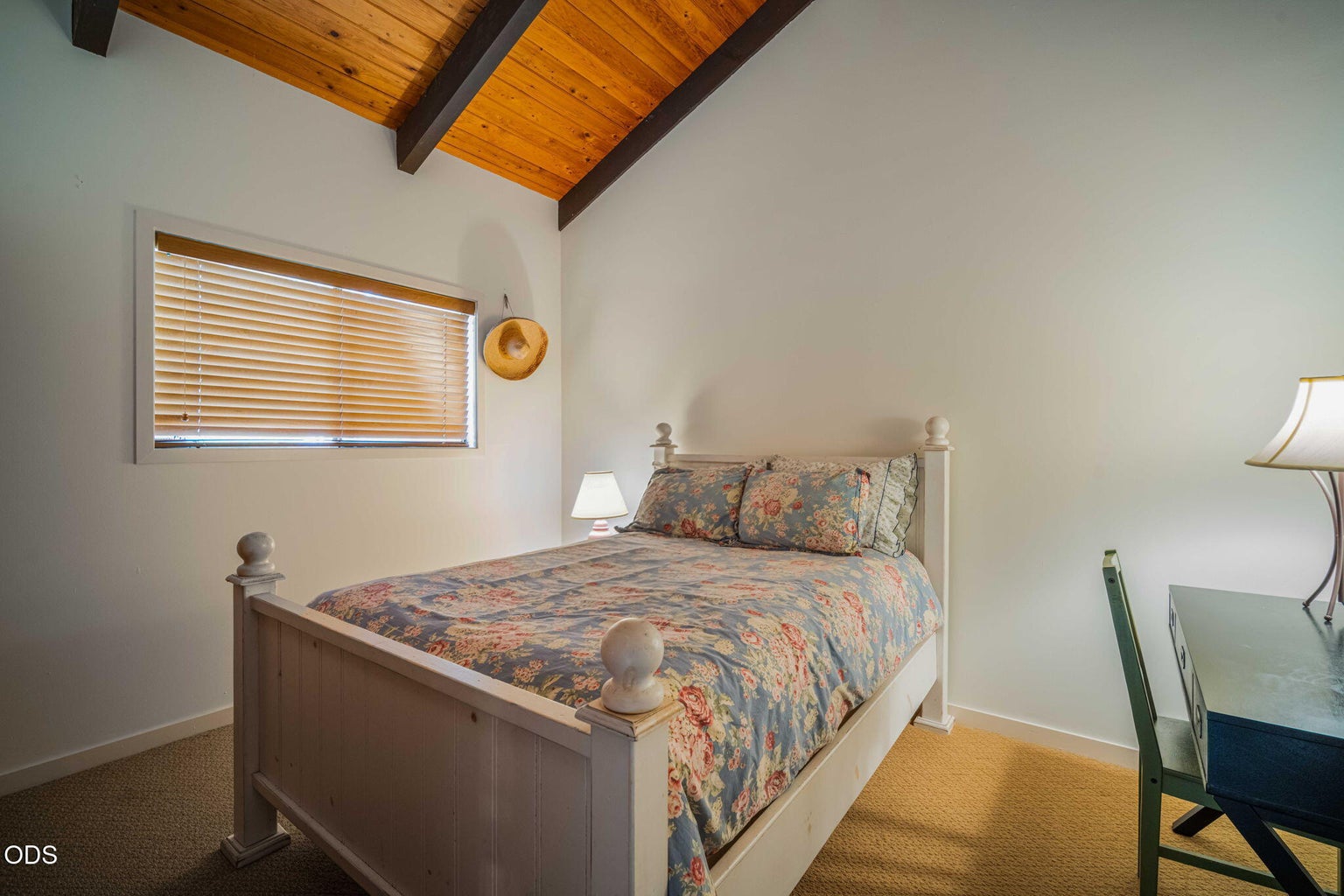 Photo of 56828 Deschutes Lane 13 of 32