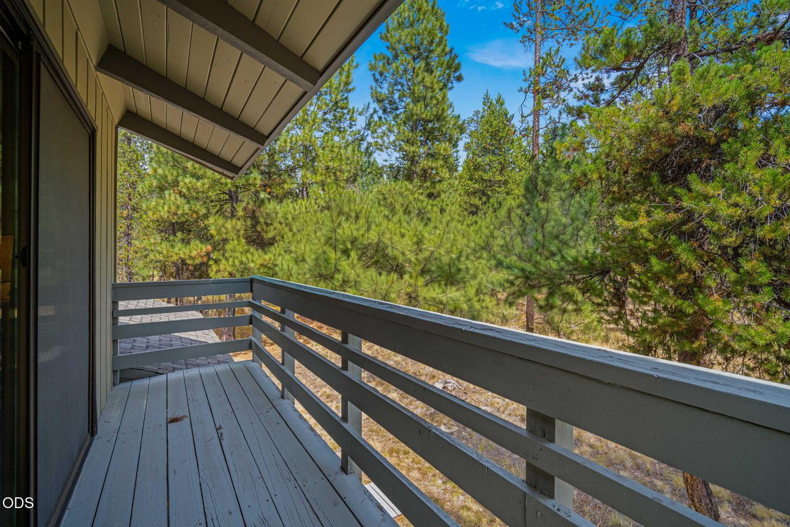 Photo of 56828 Deschutes Lane 22 of 32