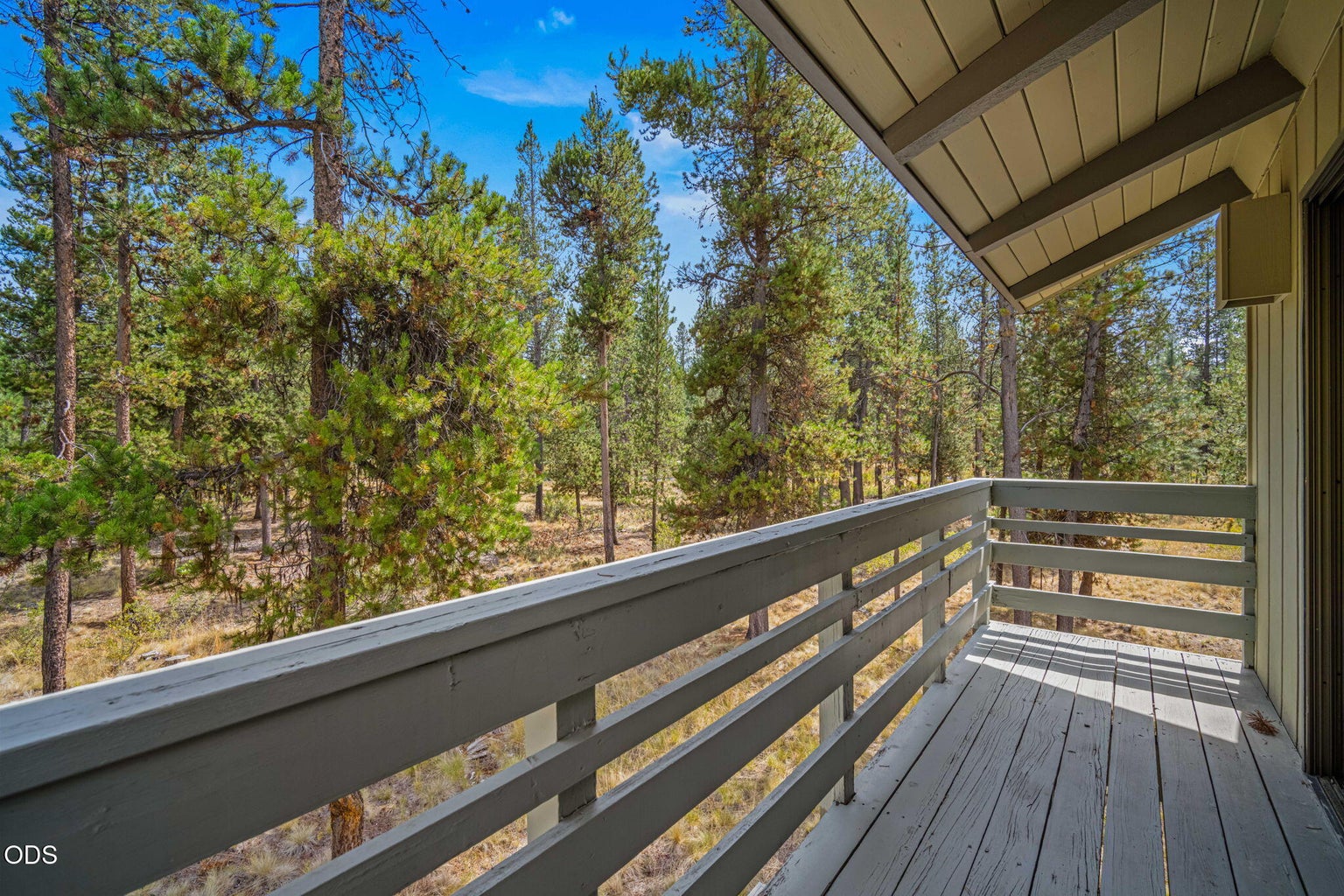 Photo of 56828 Deschutes Lane 23 of 32