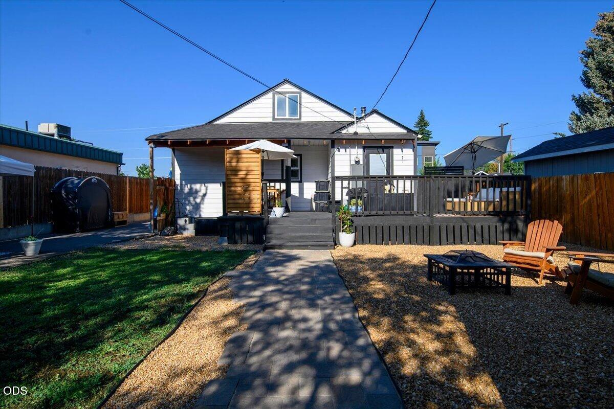 Fully fenced for privacy