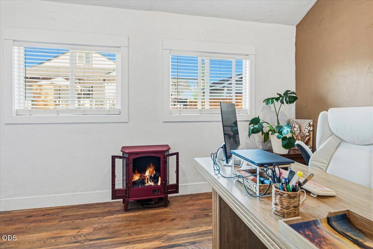 Light and Bright Vaulted Ceilings!
