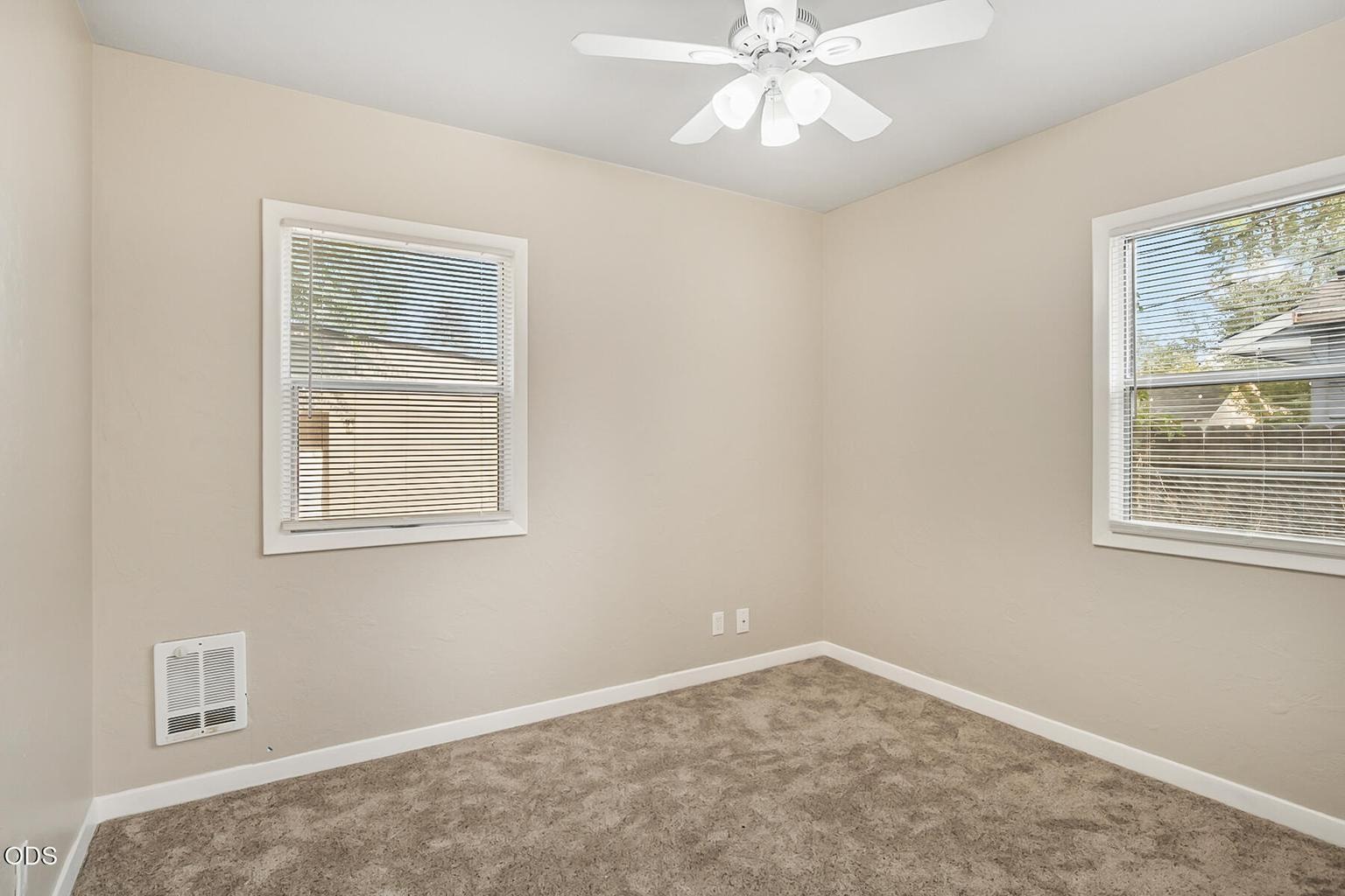 Photo of 947 SW 14th Street 14 of 26