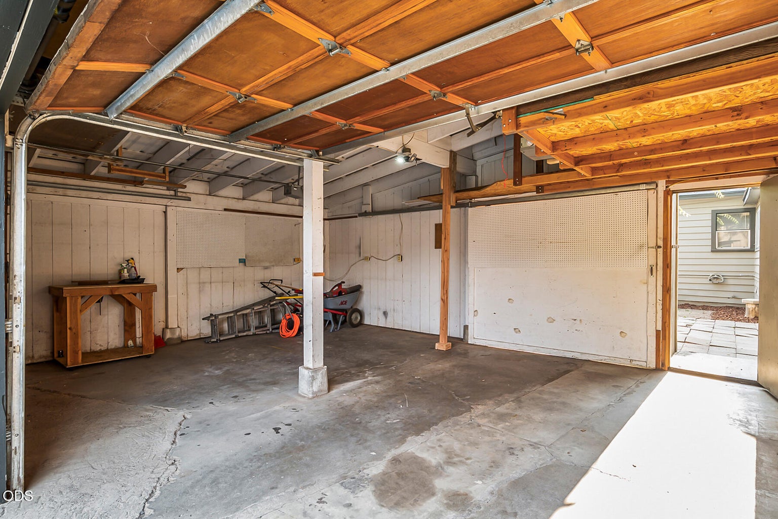 Photo of 947 SW 14th Street 20 of 26