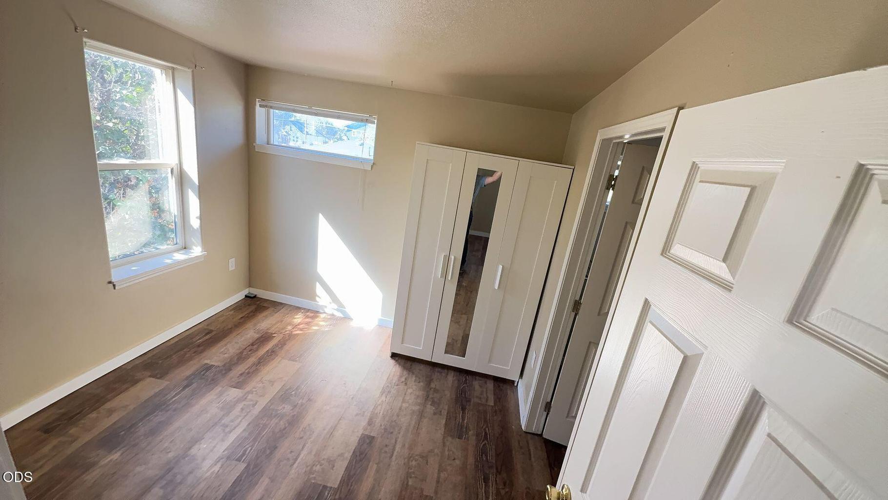 Photo of 947 SW 14th Street 24 of 26
