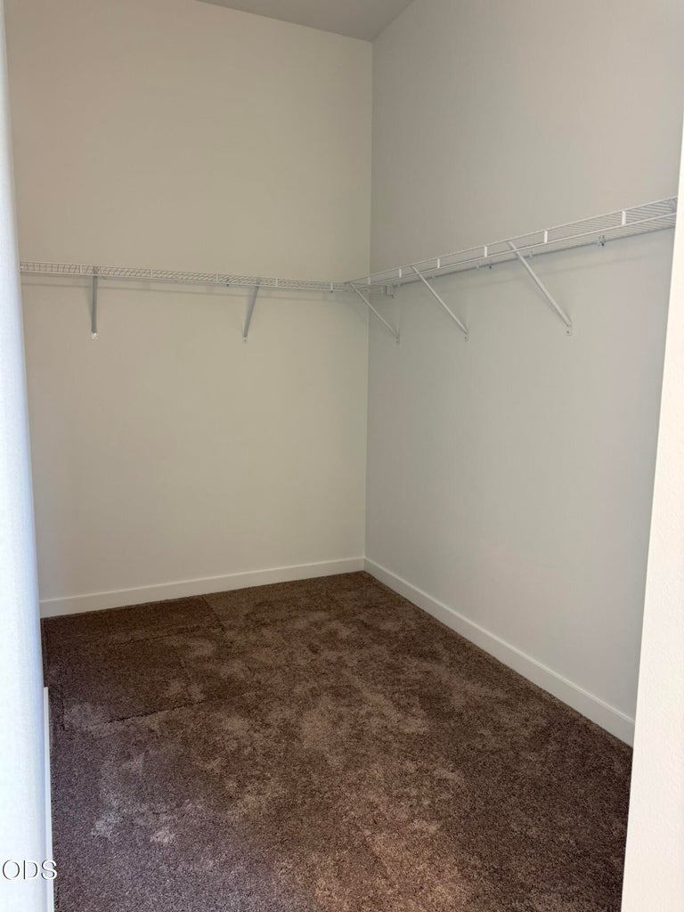 Photo of 676 NE Rickenbacker Road 13 of 23