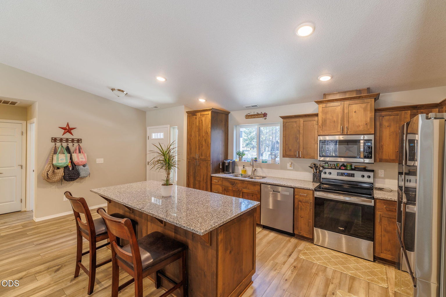 Photo of 17450 Meadow Way 17 of 48