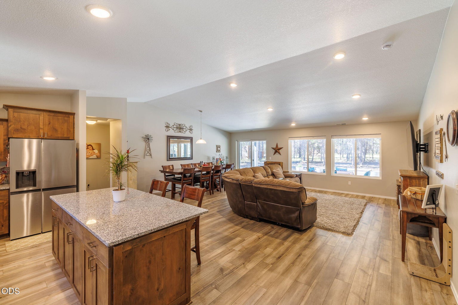 Photo of 17450 Meadow Way 20 of 48