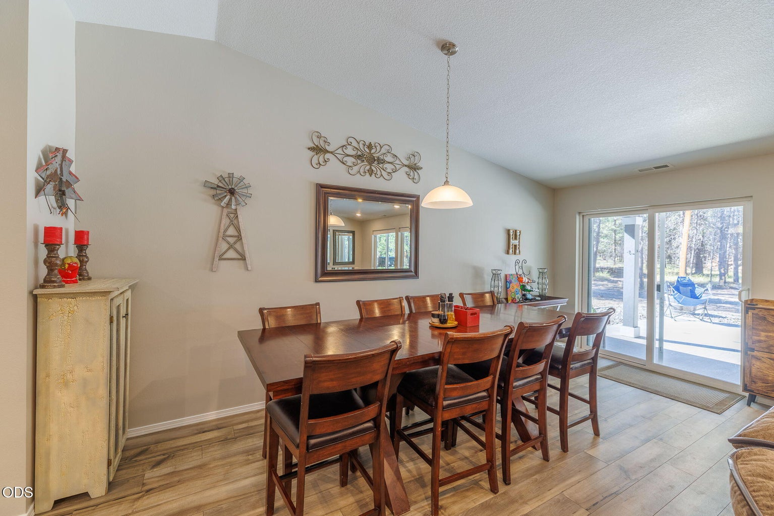 Photo of 17450 Meadow Way 27 of 48