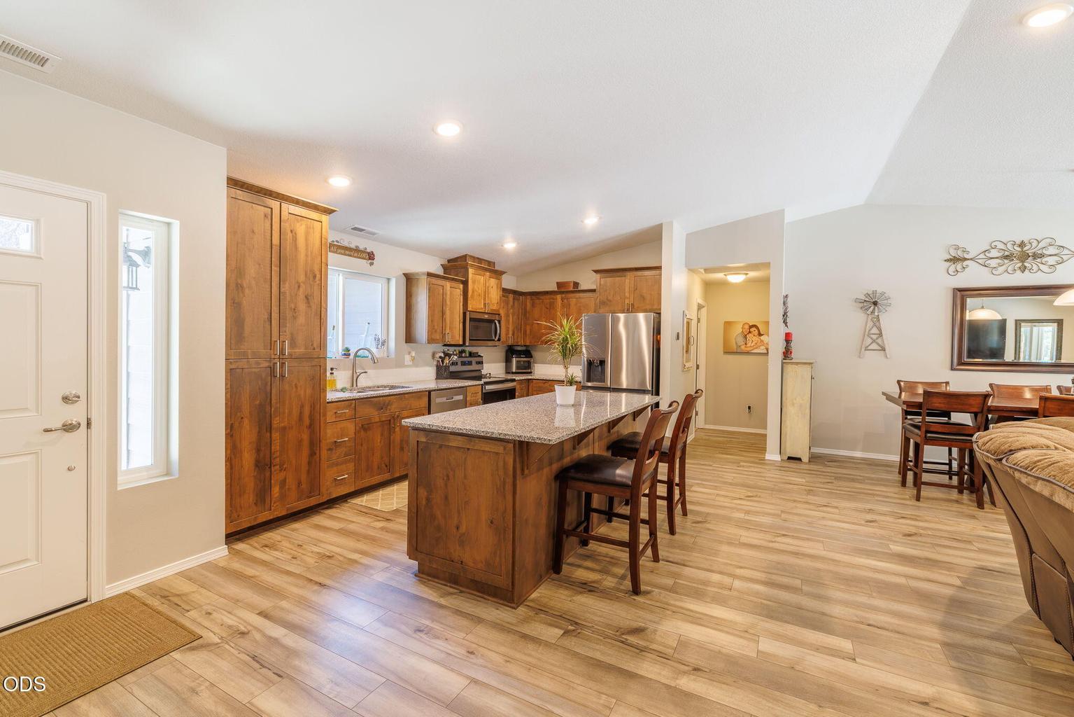 Photo of 17450 Meadow Way 21 of 48