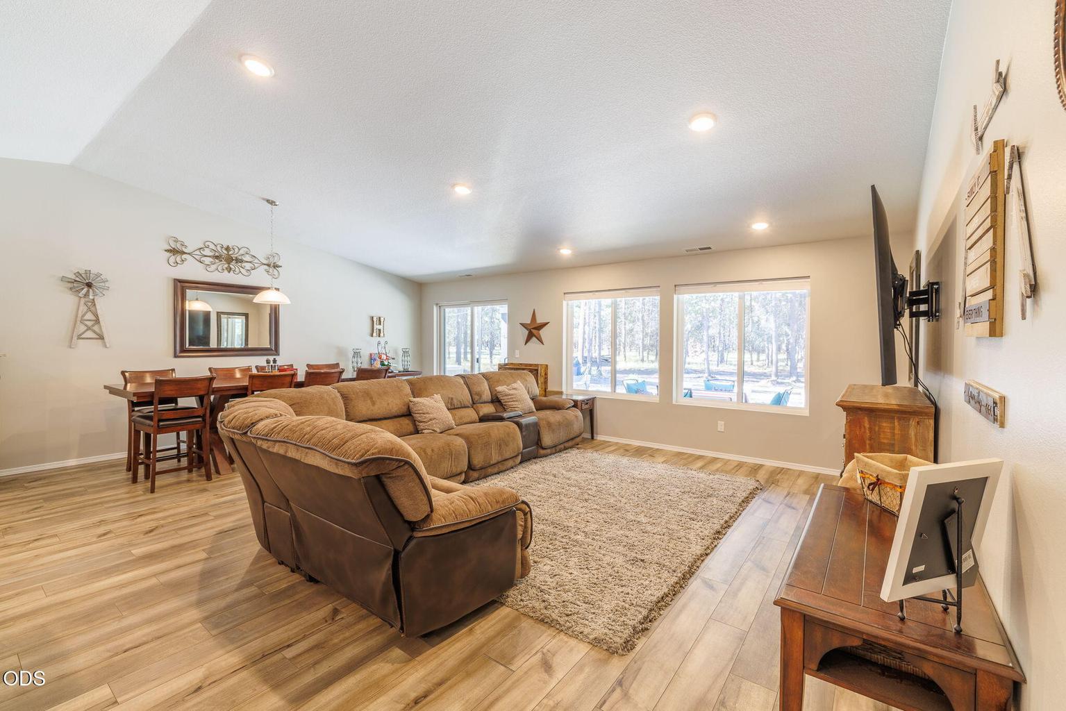 Photo of 17450 Meadow Way 26 of 48