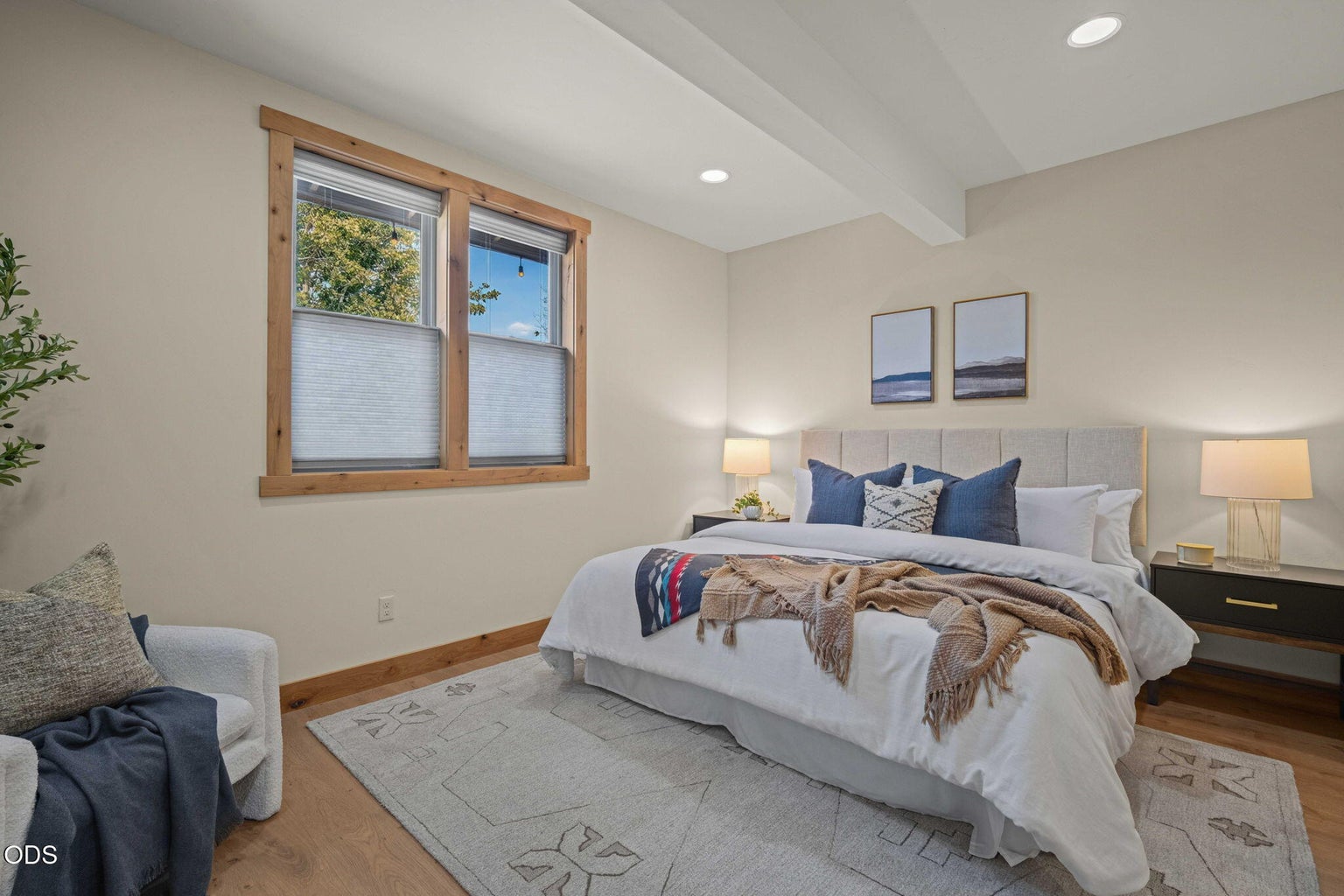 Photo of 353 E Aspenwood Avenue 15 of 59