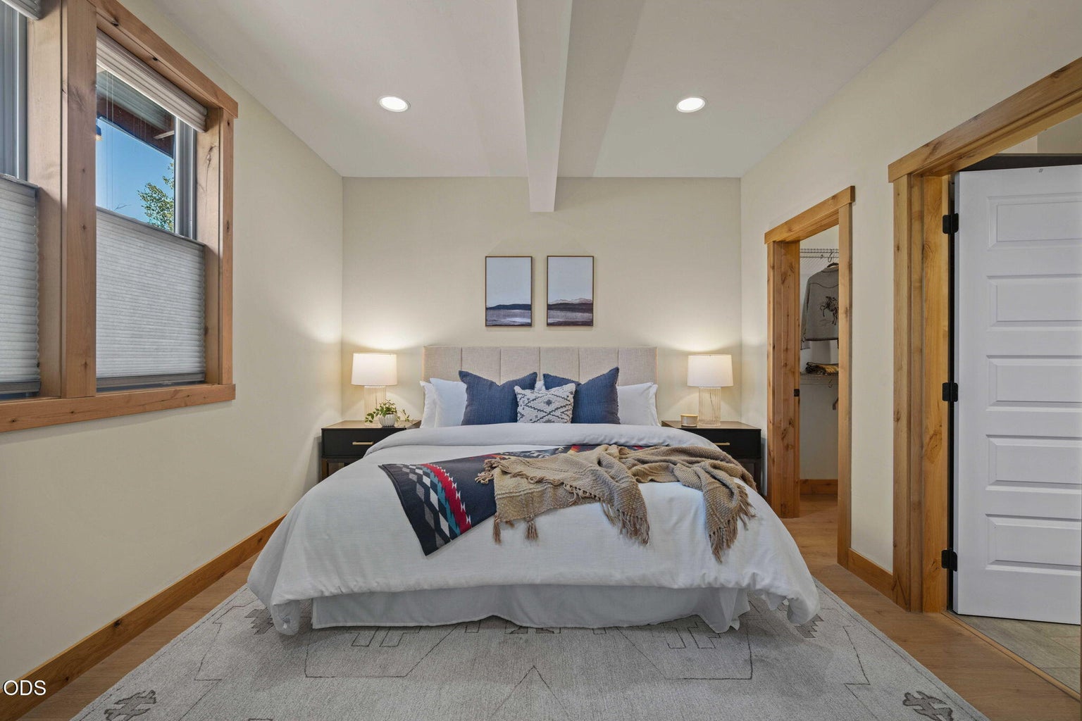 Photo of 353 E Aspenwood Avenue 16 of 59
