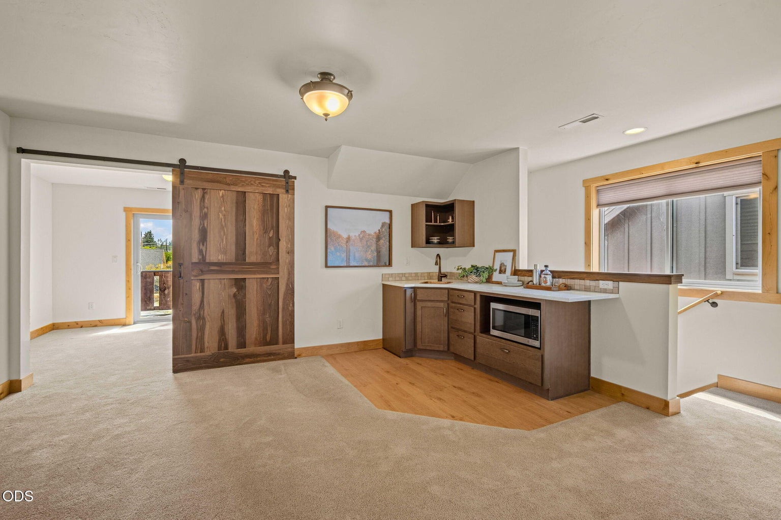 Photo of 353 E Aspenwood Avenue 26 of 59