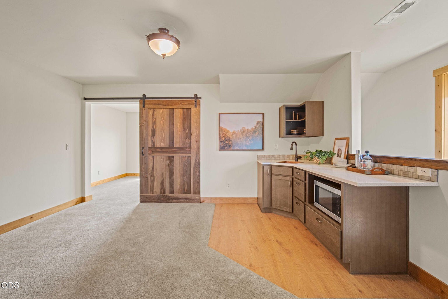 Photo of 353 E Aspenwood Avenue 27 of 59