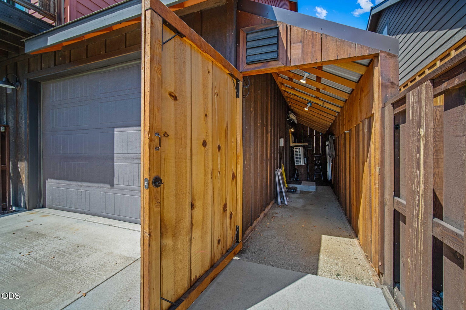 Photo of 353 E Aspenwood Avenue 44 of 59