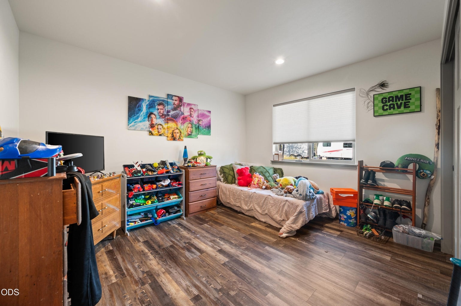 Photo of 16213 5th Street 18 of 36