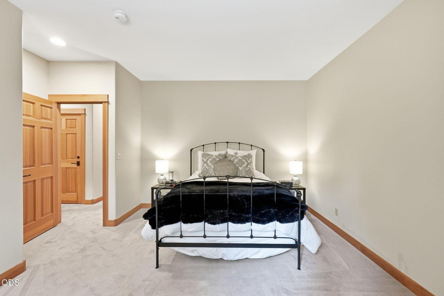 Photo of 17926 Foursome Lane 23 of 46