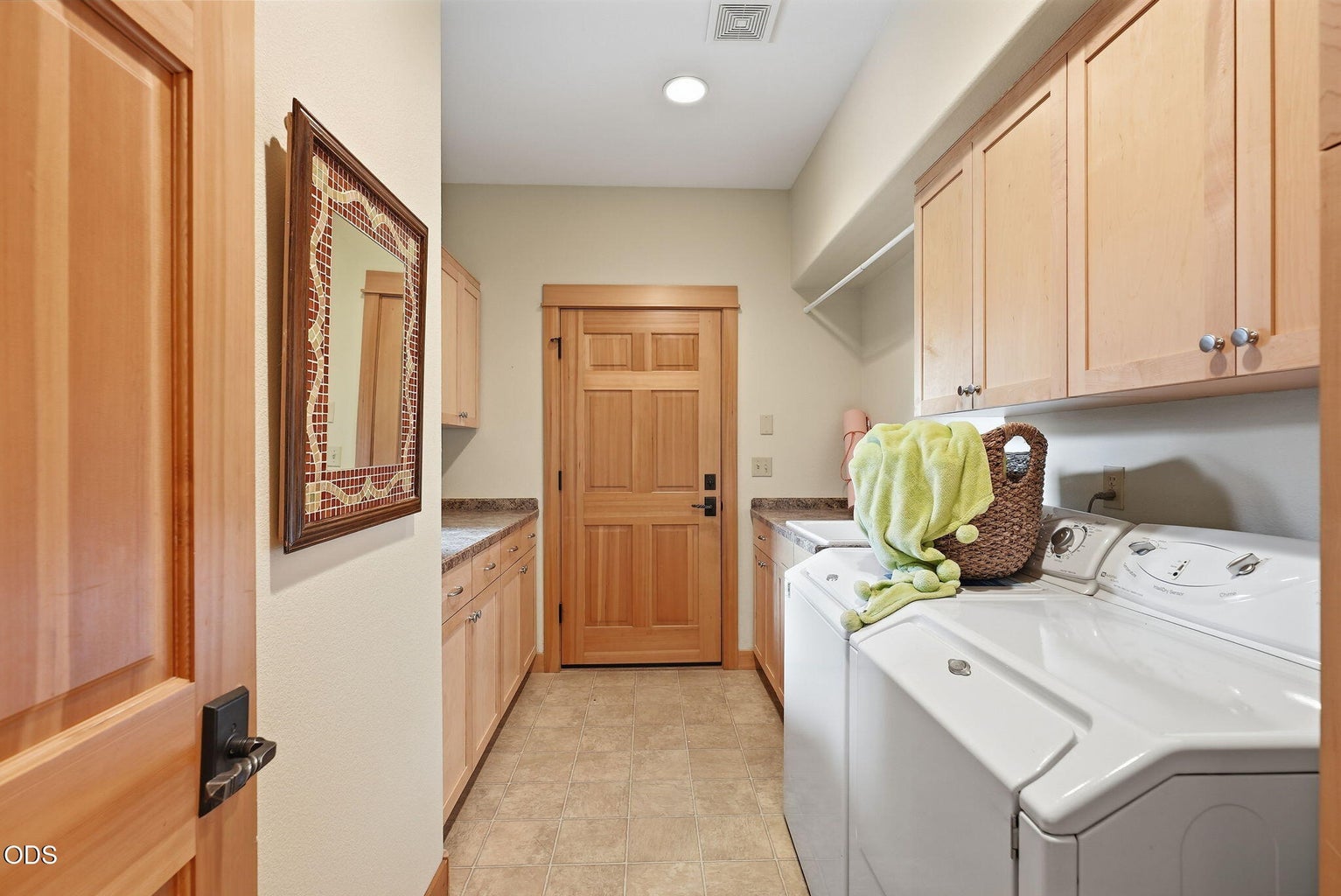 Photo of 17926 Foursome Lane 26 of 46
