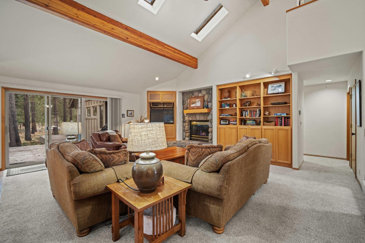 Photo of 57655 Aspen Lane 7 of 47