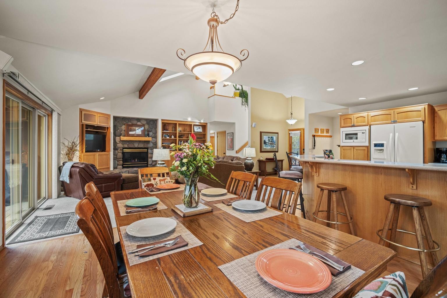 Photo of 57655 Aspen Lane 16 of 47