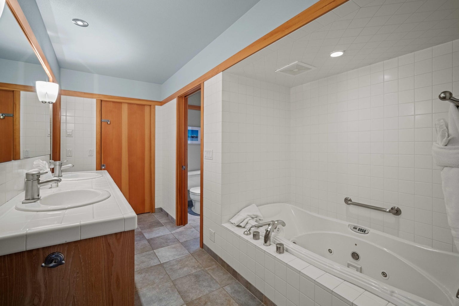 Photo of 57655 Aspen Lane 22 of 47