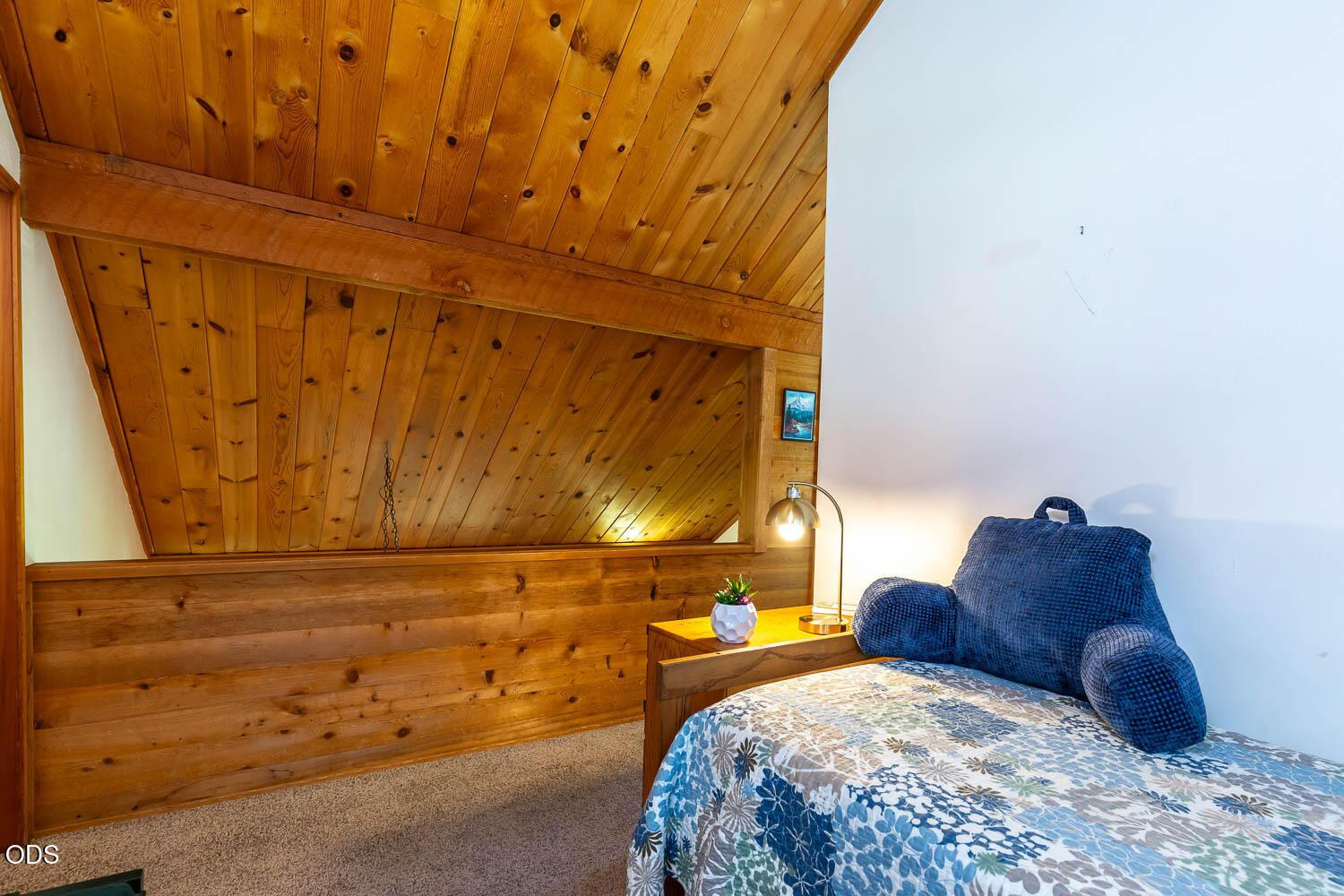 Photo of 57525 Ranch Cabins Road 19 of 30