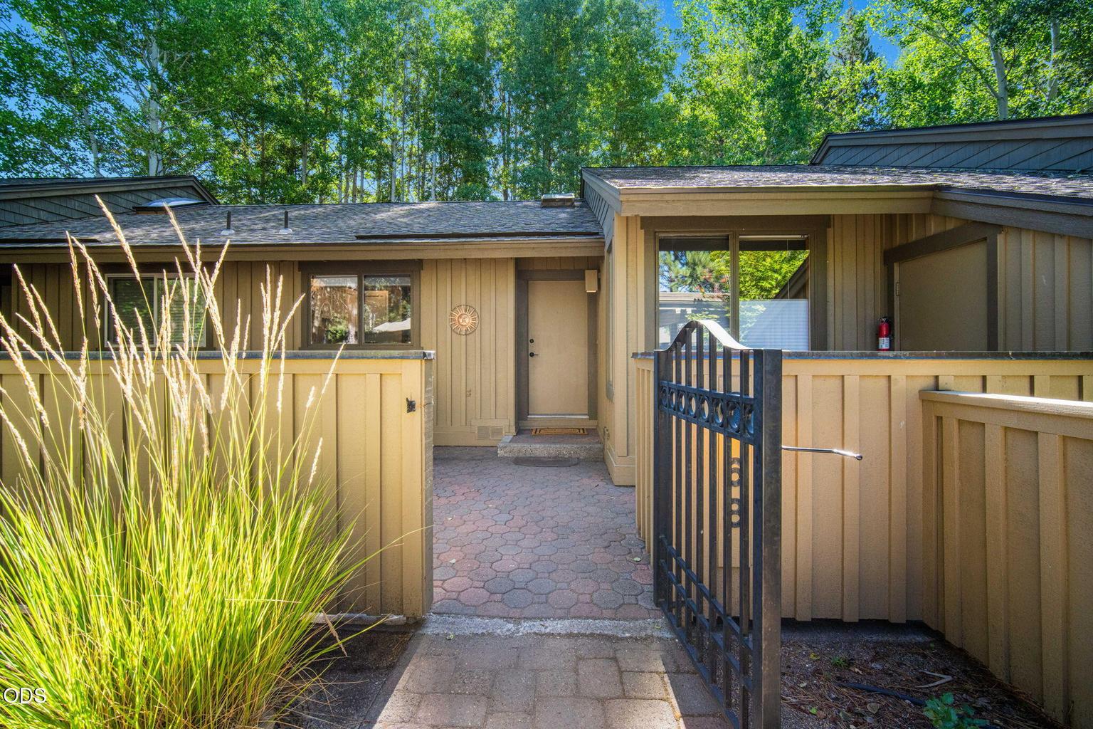 Photo of 57367 Lake Aspen Lane 2 of 35