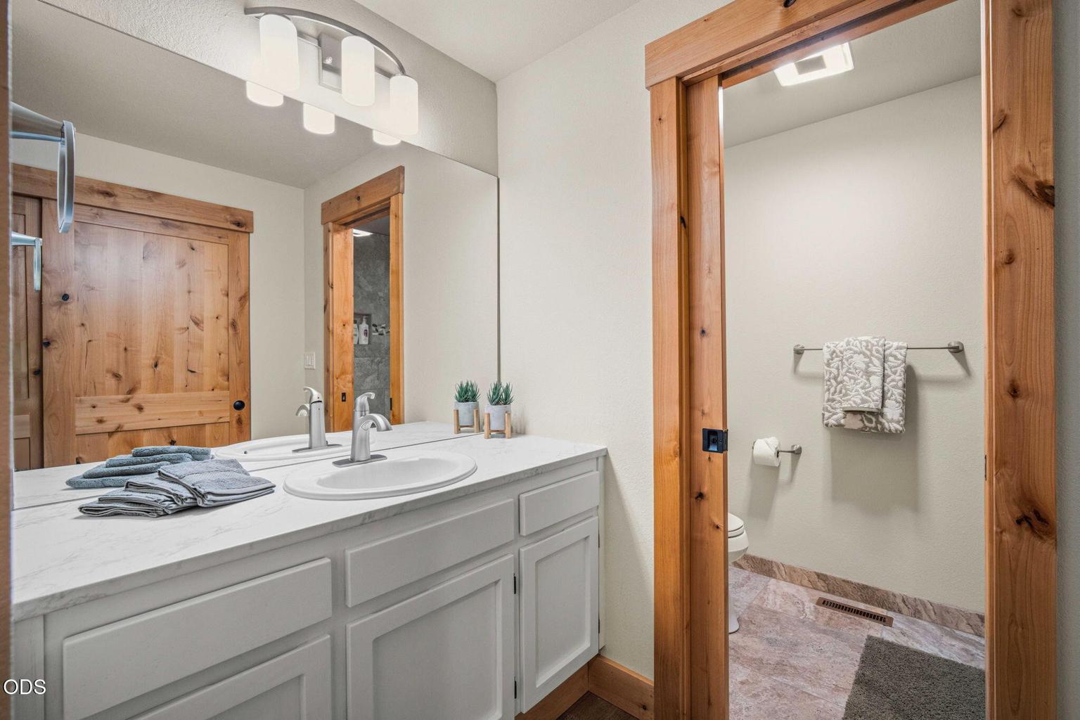 Photo of 57367 Lake Aspen Lane 22 of 35