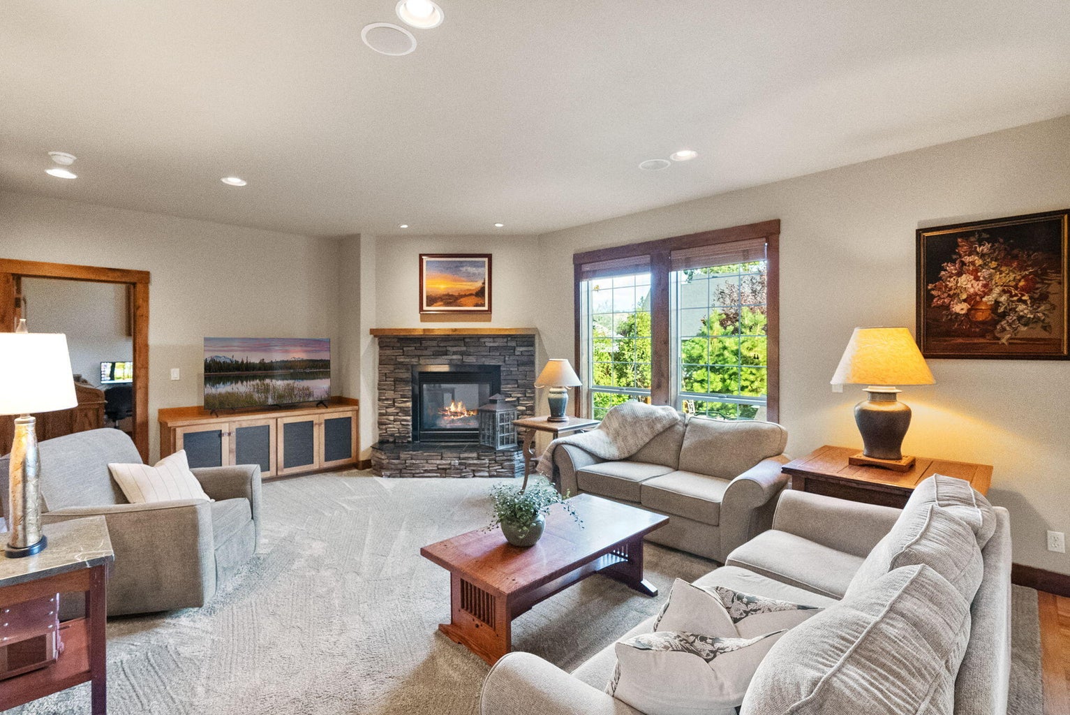 Photo of 20960 Gardenia Avenue 9 of 56