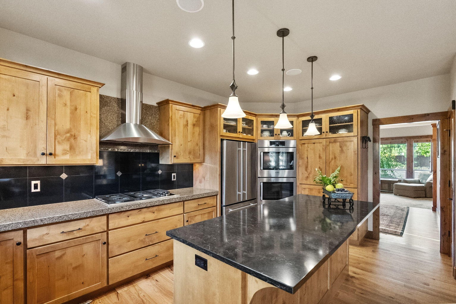 Photo of 20960 Gardenia Avenue 17 of 56