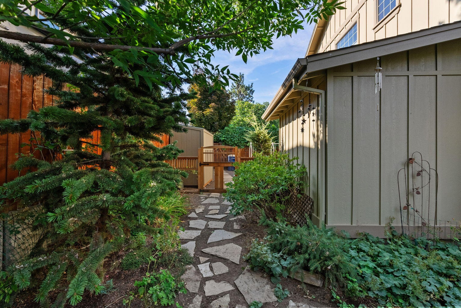 Photo of 20960 Gardenia Avenue 50 of 56