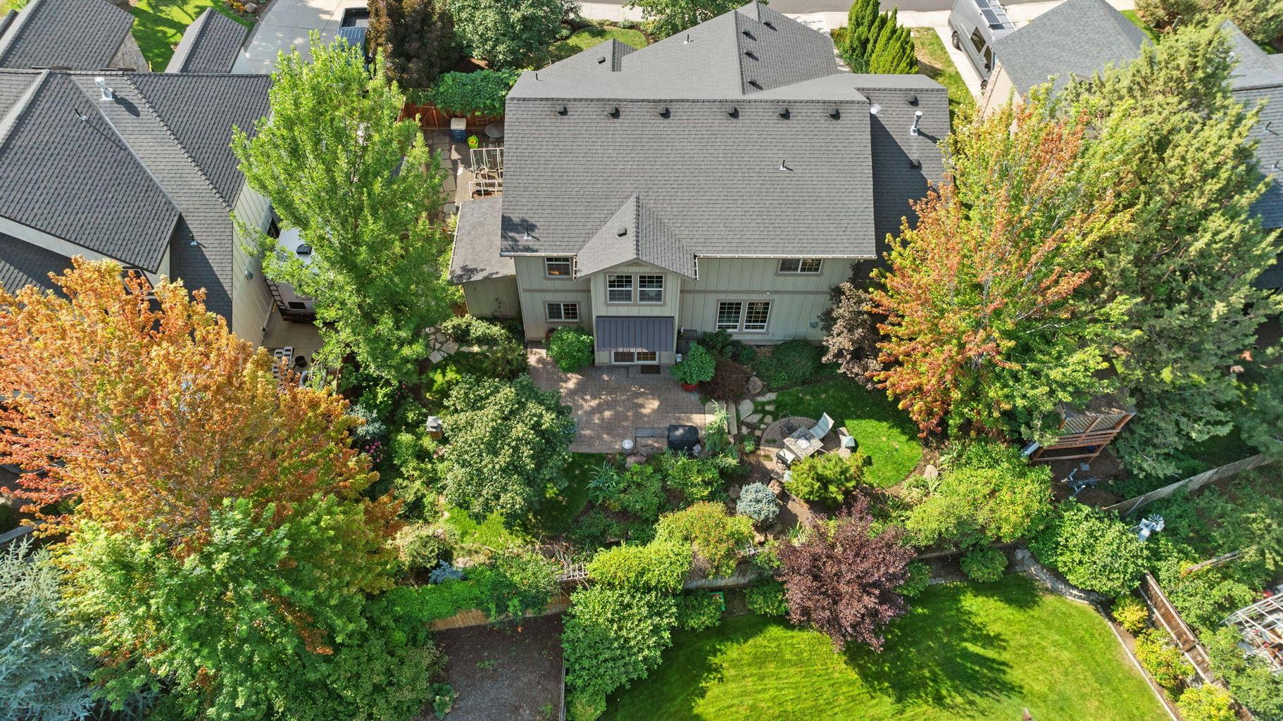 Photo of 20960 Gardenia Avenue 54 of 56