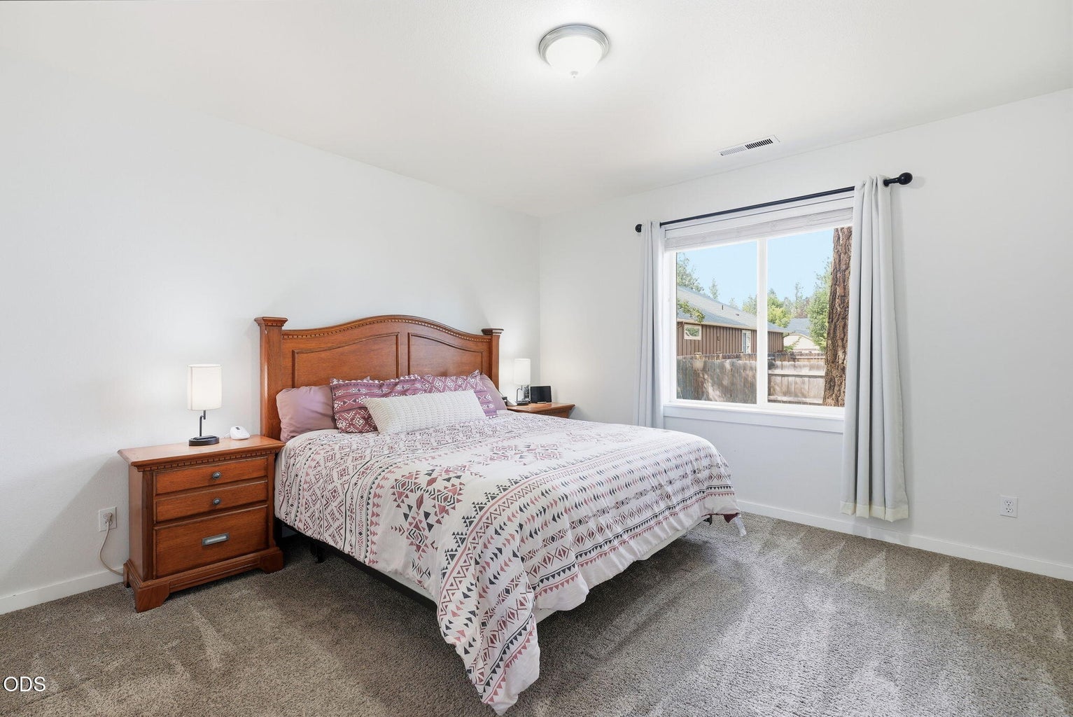 Photo of 1610 W Carson Avenue 8 of 24