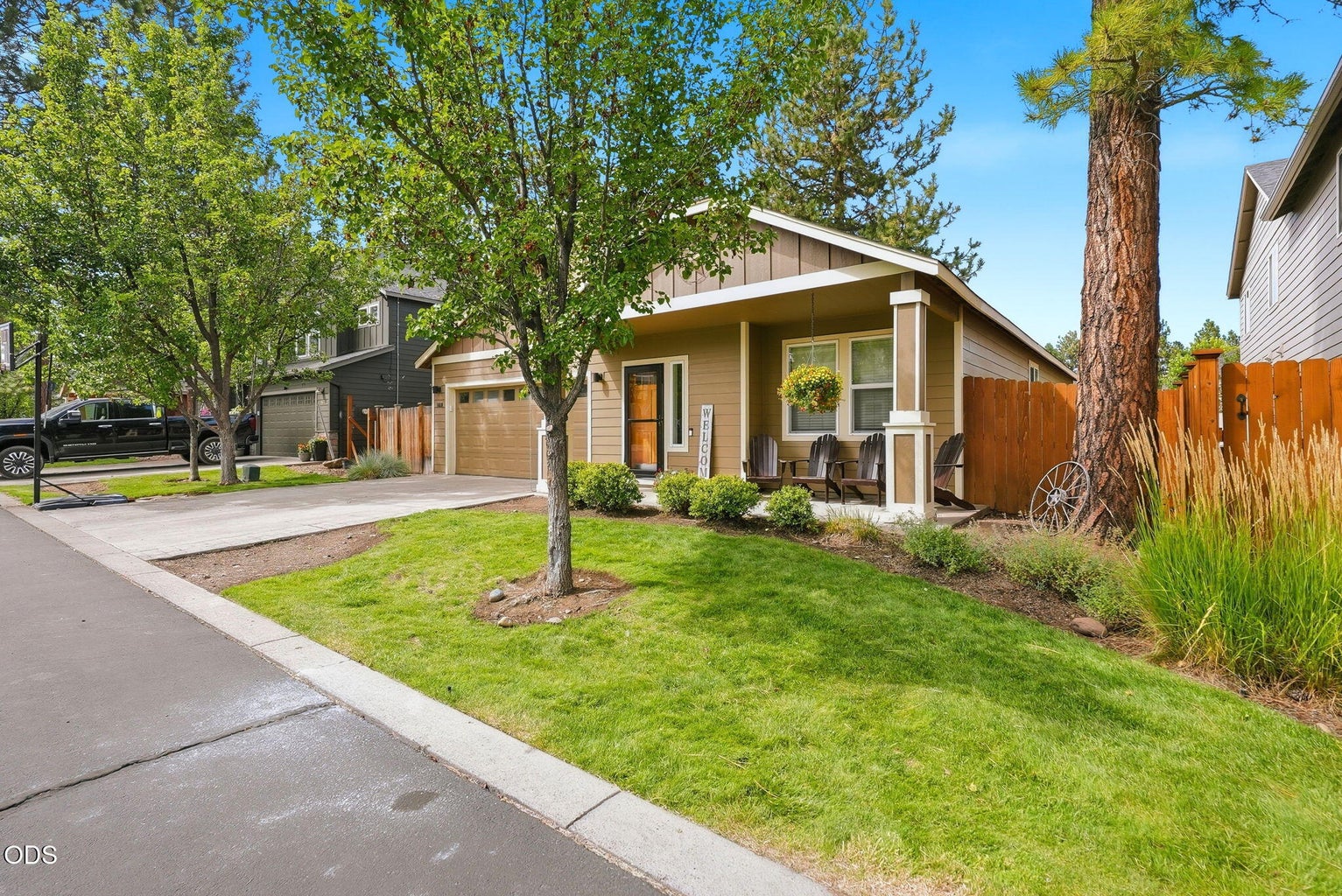 Photo of 1610 W Carson Avenue 23 of 24