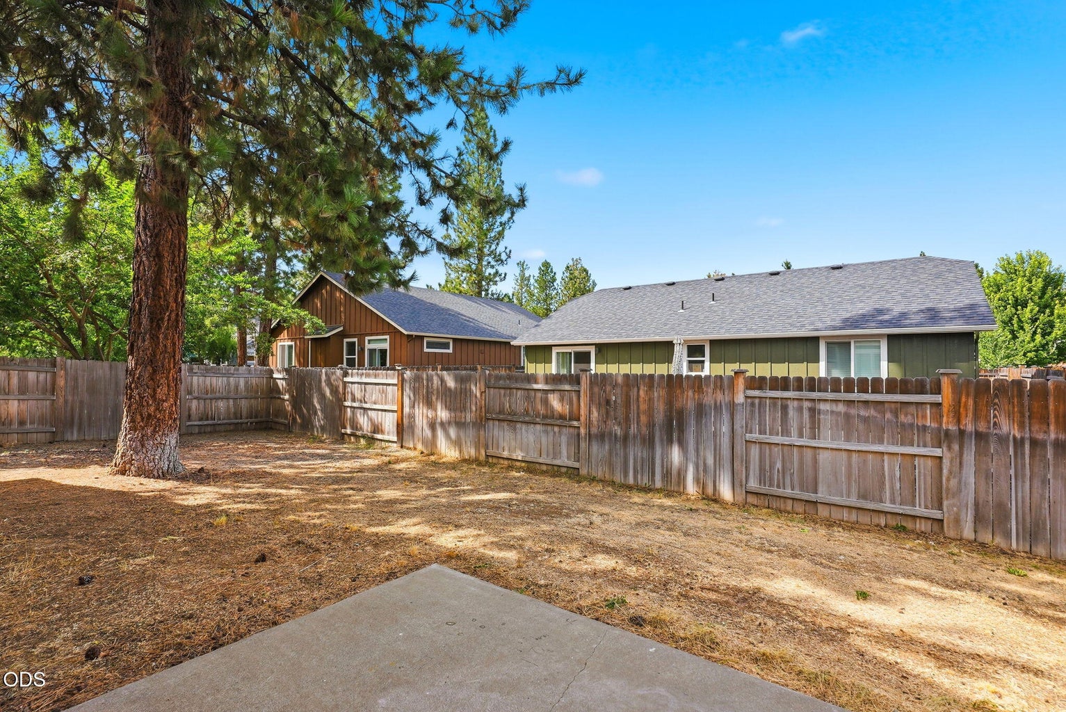 Photo of 1610 W Carson Avenue 24 of 24