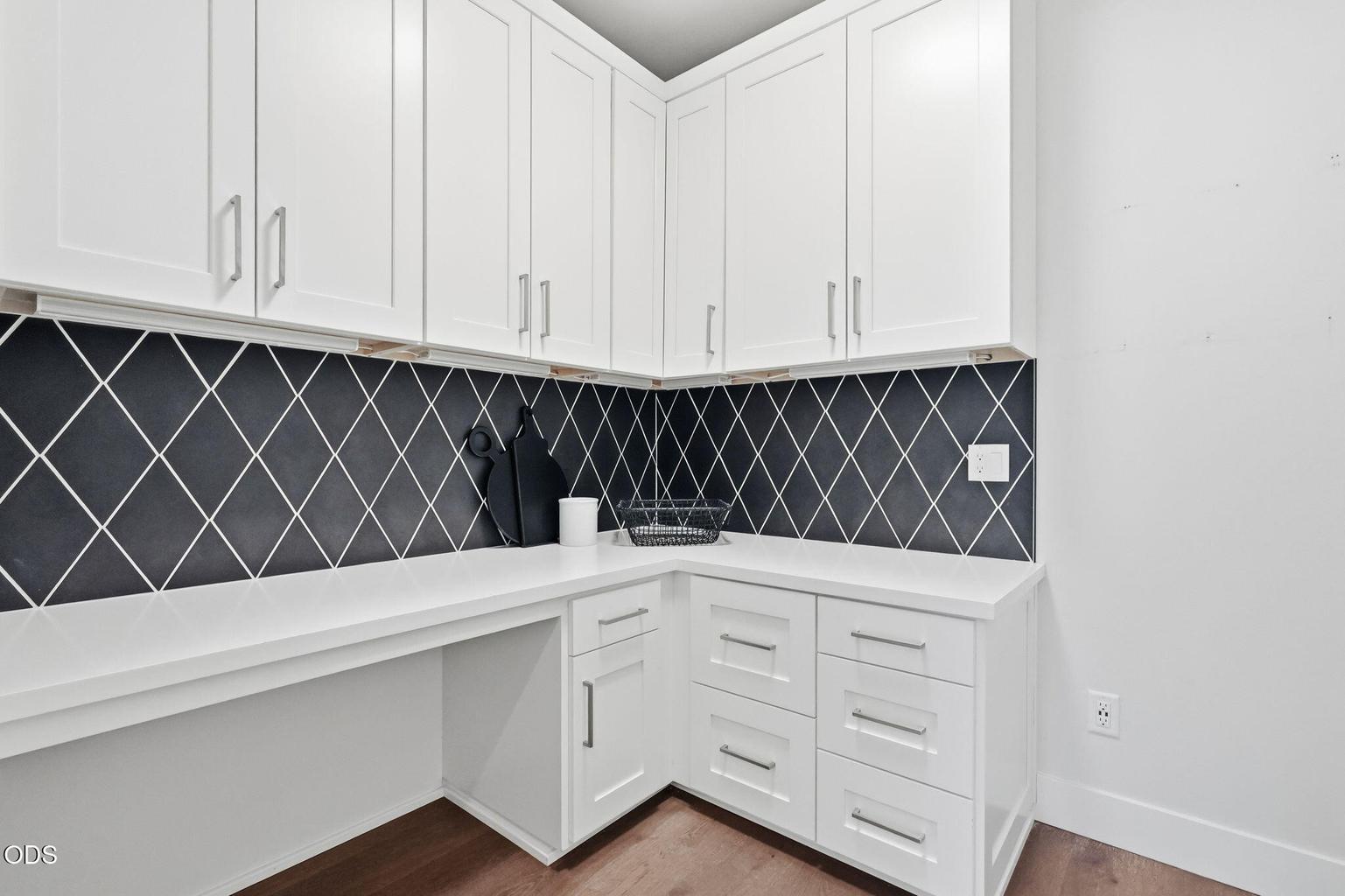 Photo of 2621 NW Sky Vista Court 16 of 63