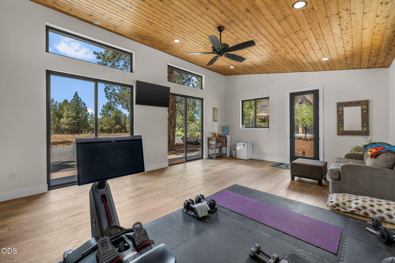 Photo of 17660 Edmundson Road 40 of 58