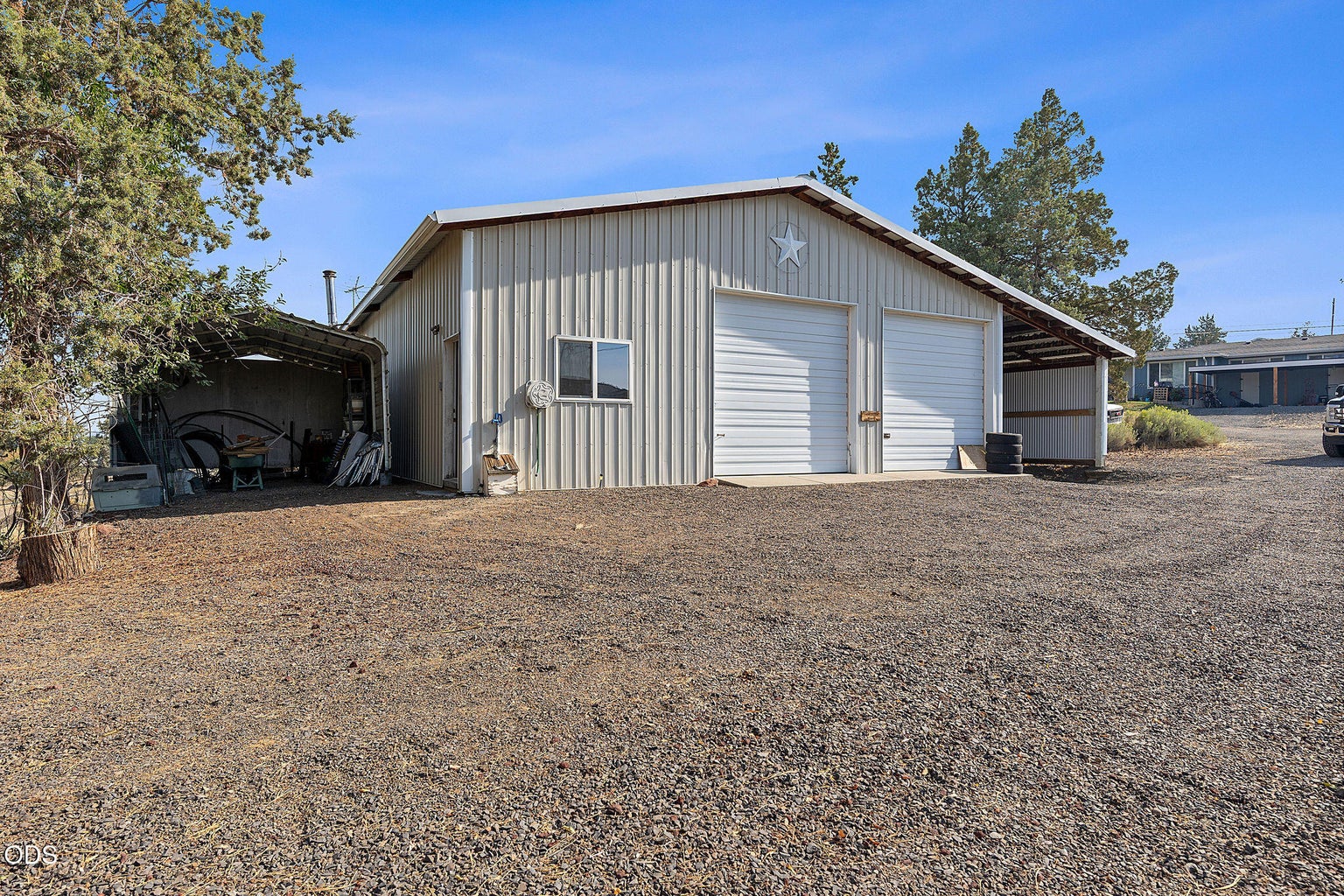 Photo of 1604 S Adams Drive 31 of 42