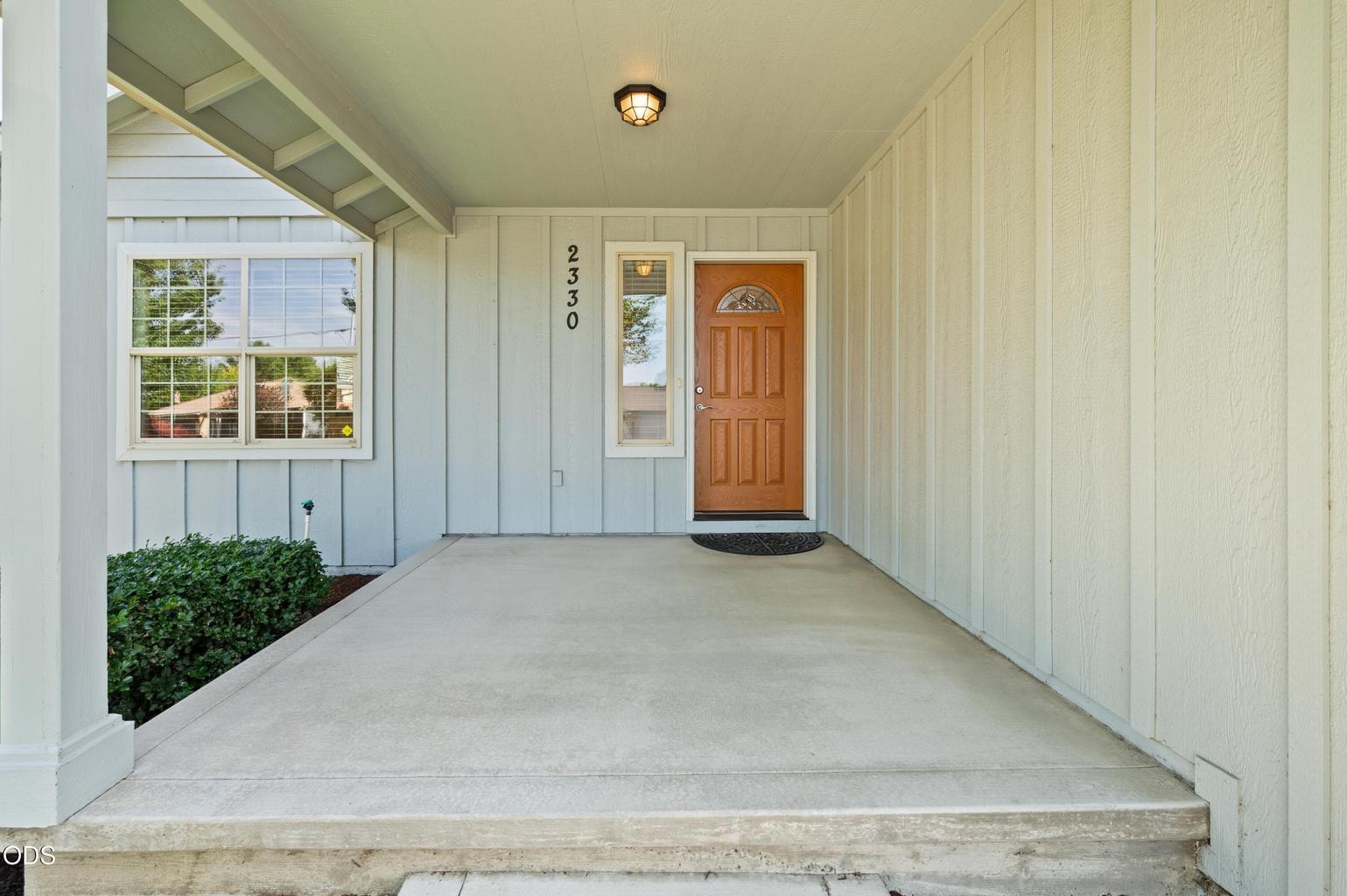 Photo of 2330 NW 10th Street 4 of 37