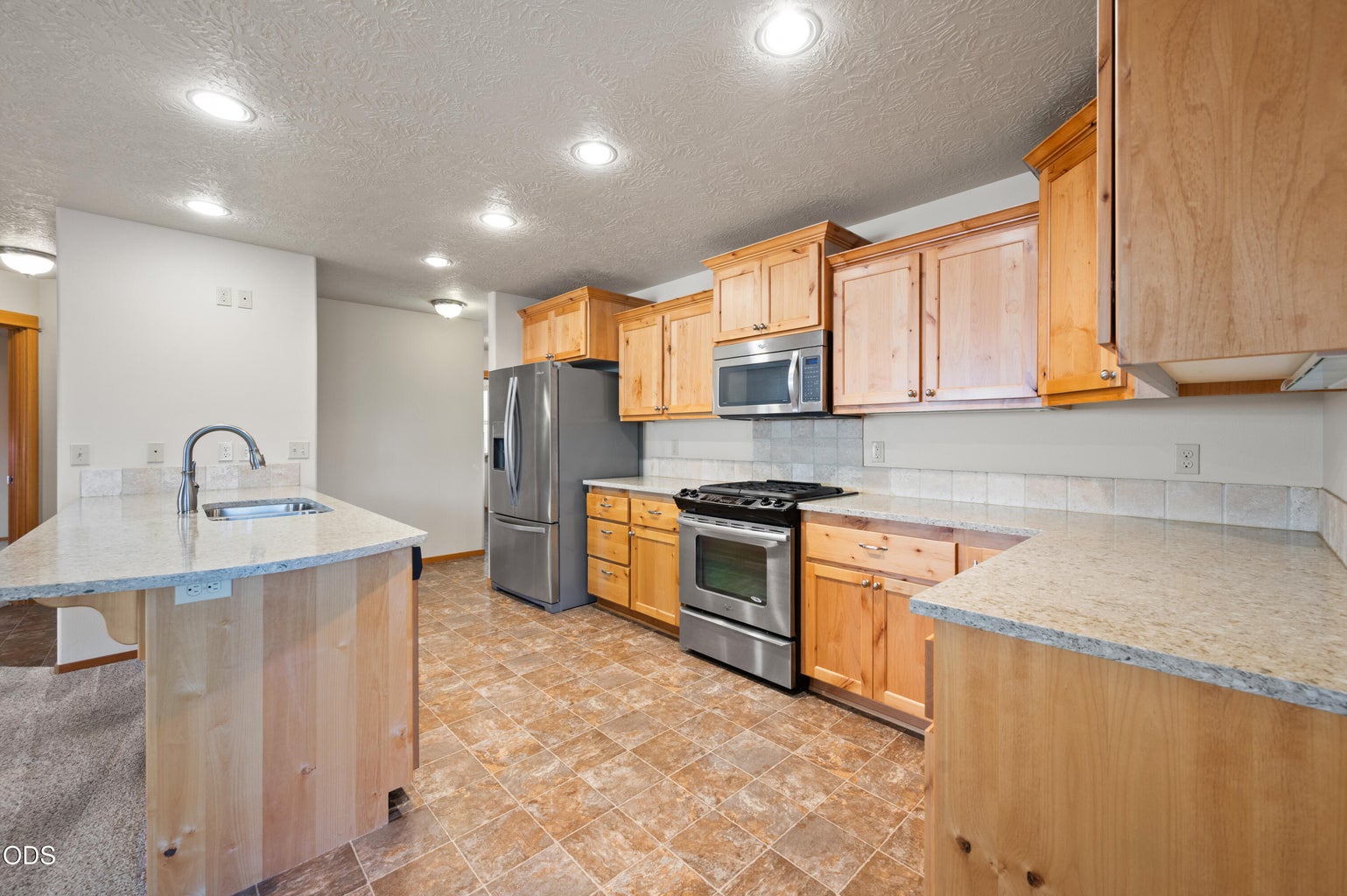 Photo of 2330 NW 10th Street 11 of 37
