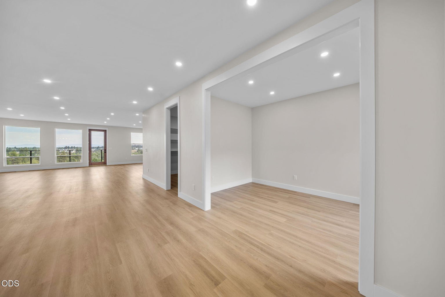 Photo of 3335 NW Fairway Heights Drive 35 of 46