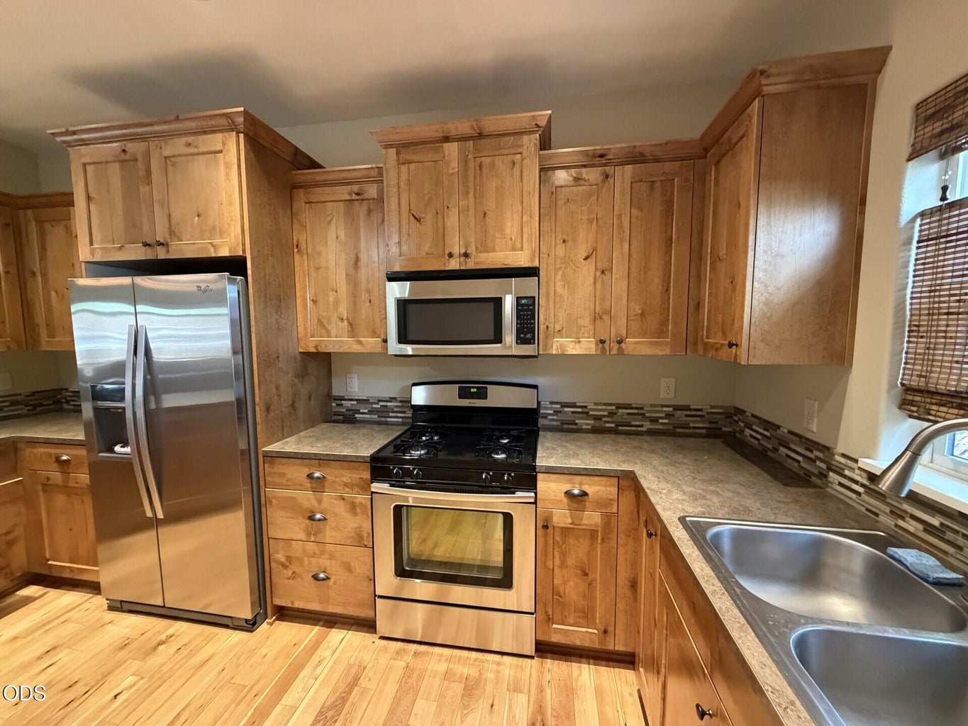 Photo of 2750 NE Great Horned Place 12 of 54