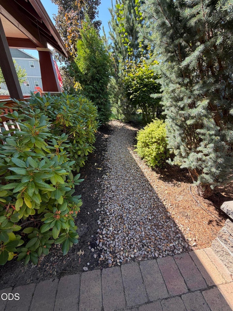 Photo of 2750 NE Great Horned Place 40 of 54