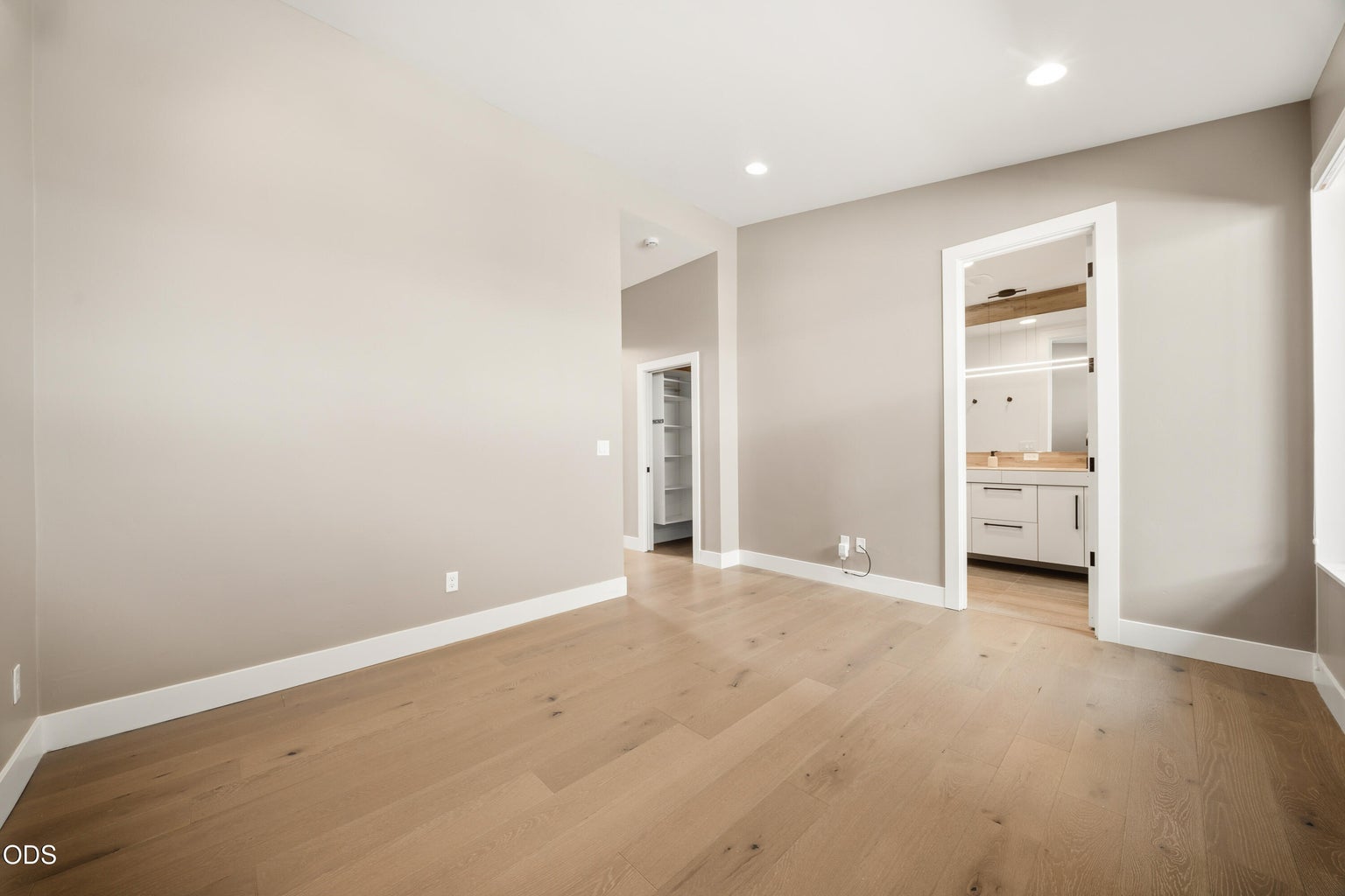Photo of 1036 N Forest Edge Drive 22 of 45