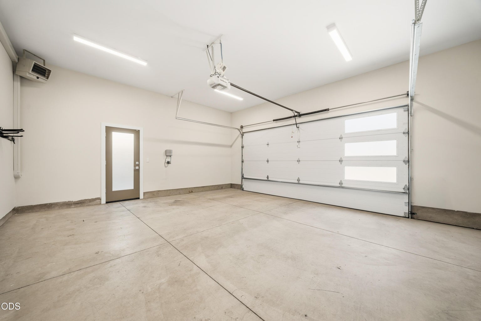 Photo of 1036 N Forest Edge Drive 36 of 45