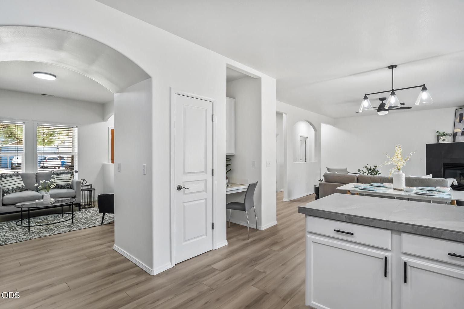 Photo of 63337 NW Lavacrest Street 18 of 40