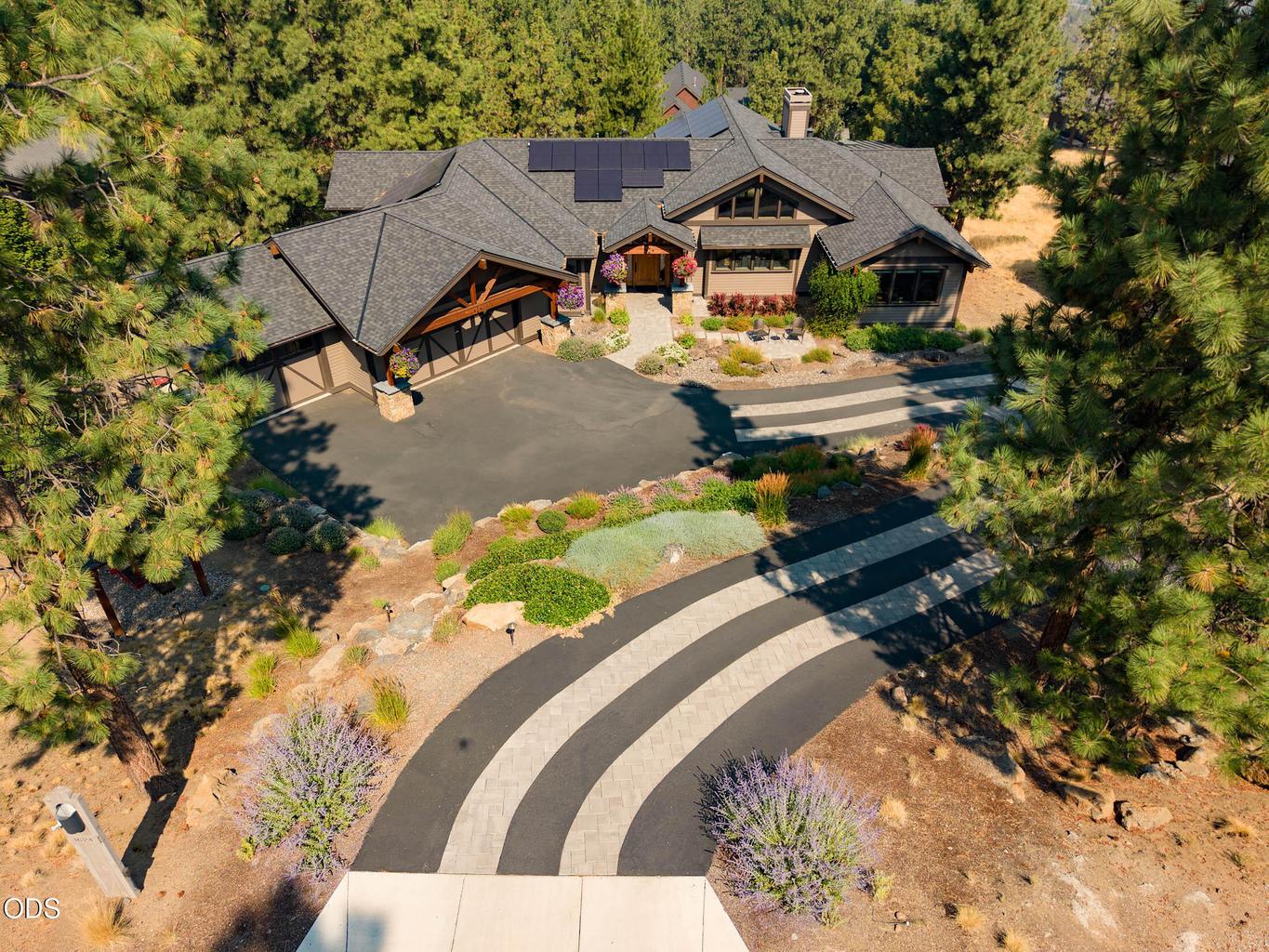 Photo of 1624 NW Overlook Drive 41 of 57