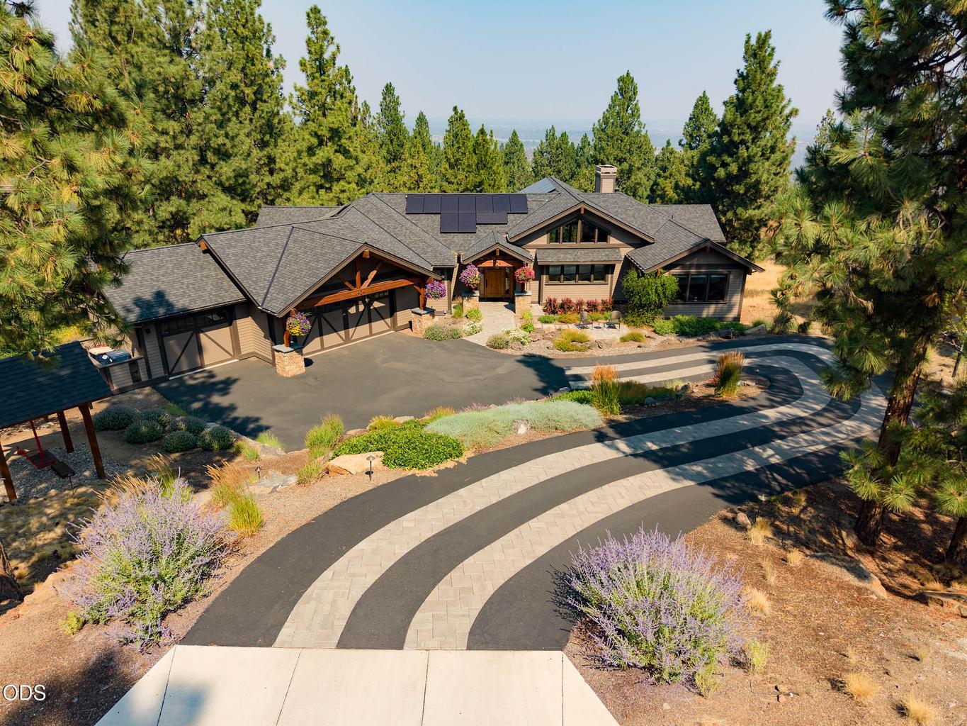 Photo of 1624 NW Overlook Drive 45 of 57